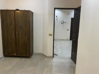 Girls Hostel Available Near PIFD University Johar Town