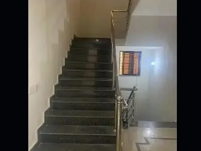Izhan Boys Hostel Near UCP & Shoukat Khanum Airline Housing Society