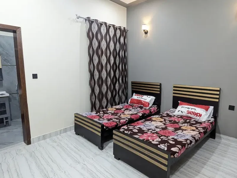 Lahore Girls Hostel - Johar Town