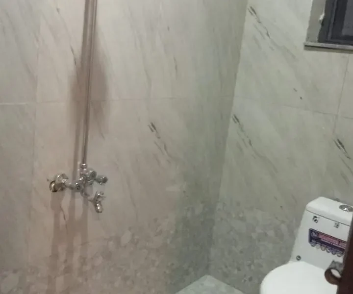 Premier Girls Hostel Gulburg3 Near Ghalib Market Mm Alam Rd, Pac Inst