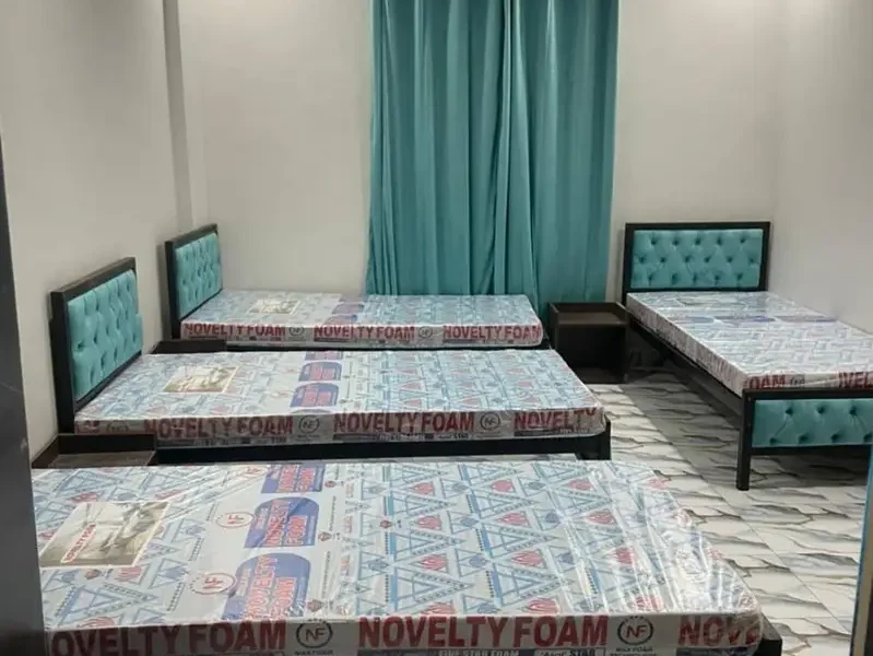 Premier Girls Hostel Near University of Lahore (UOL) Gate No. 4