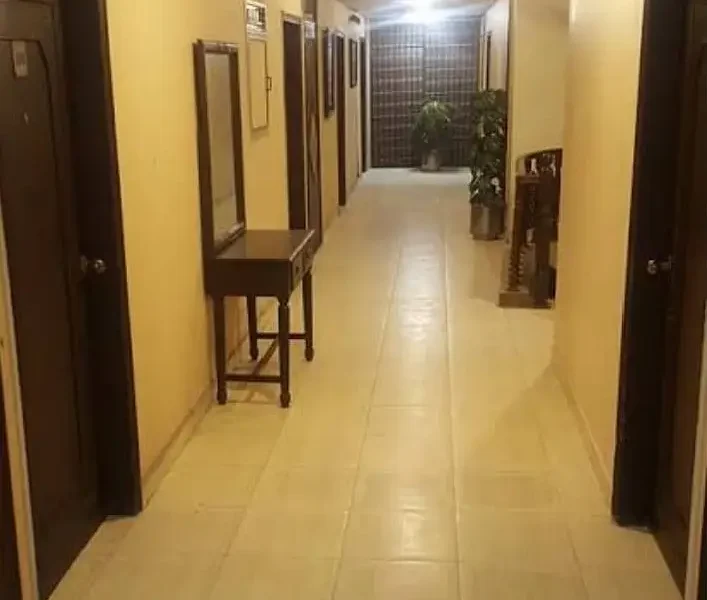 VIEW GARDEN GIRLS HOSTEL in SHADMAN Lahore College Women University